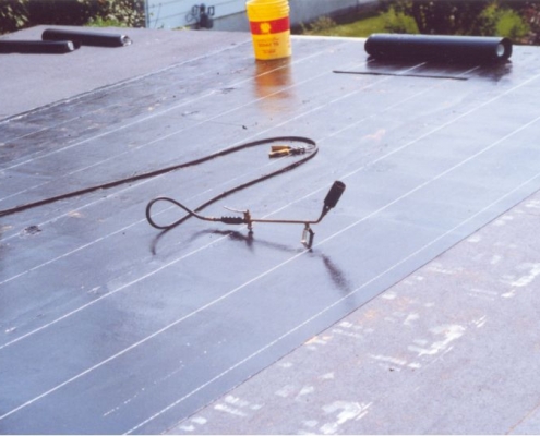 flat rubber roofing