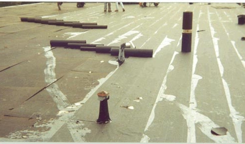 flat tar roofing